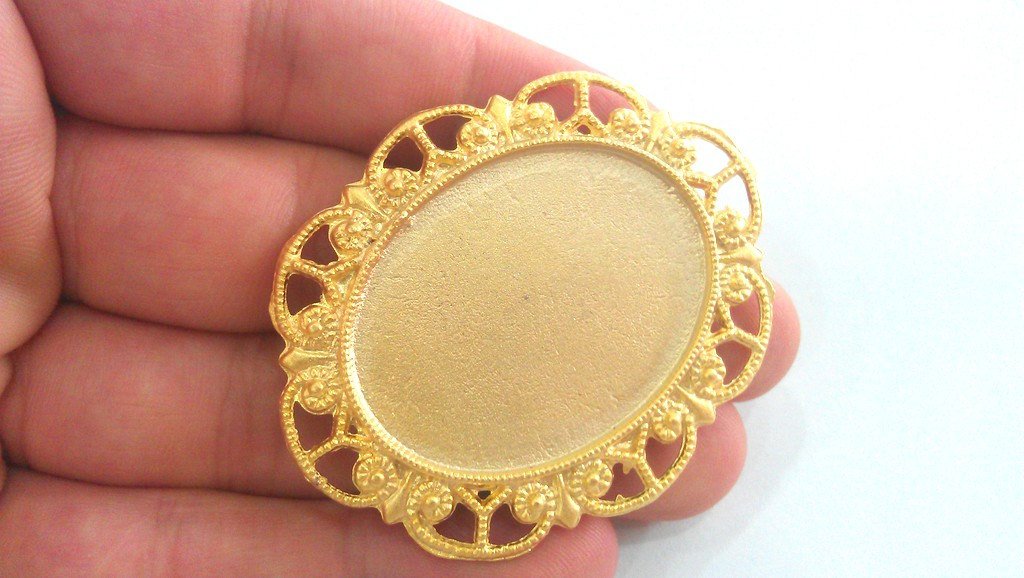 Gold Plated Cabochon Base  Mountings , Findings  G1038