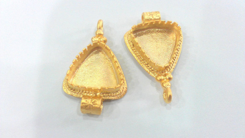 Triangle Bezel , Mountings , Findings  Gold Plated Brass G1030