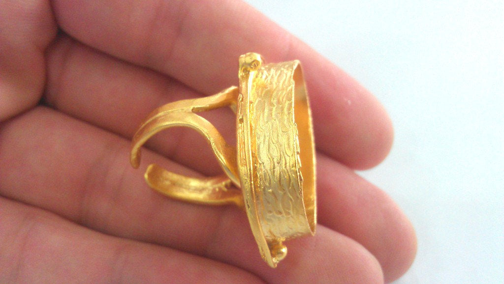 1 Pc (30x22 mm Blank)  Adjustable Ring Blank, Bezel Settings,Cabochon Base,Mountings  Gold Plated Brass G1090