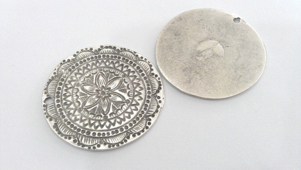 2 Pcs (36 mm) Oxidized Silver Plated  Medallion  Pendants G9776