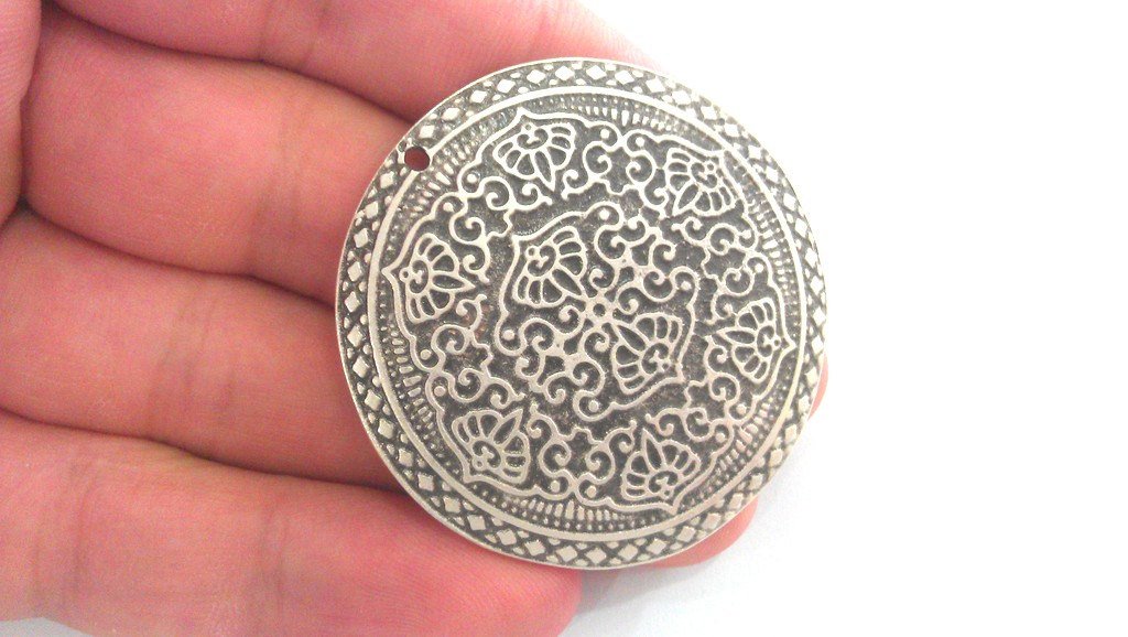 5 Pcs (45 mm) Oxidized Silver Plated  Medallion  Pendants G12298