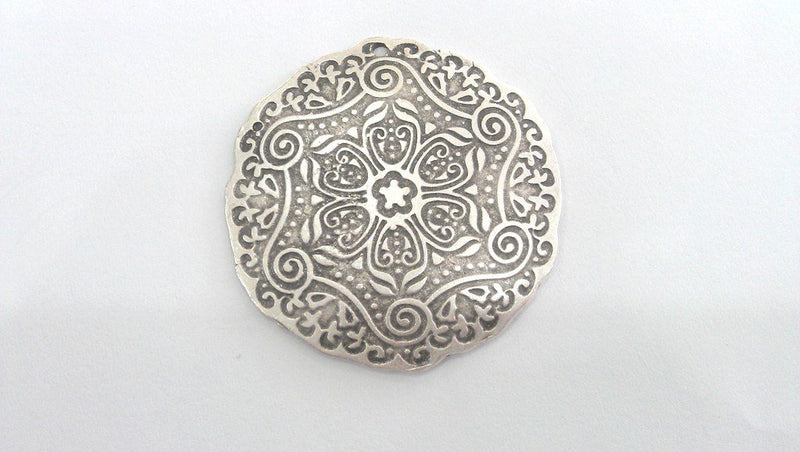 Silver Pendant Oxidized Silver Plated Medallion  Pendants (45 mm)  G14604