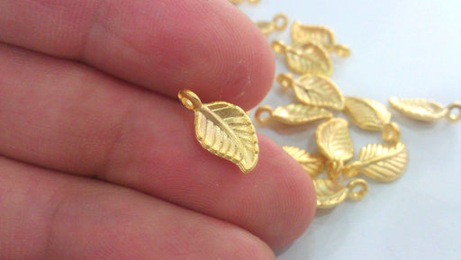 50 Pcs (15x8 mm)   Leaf Charms ,  Gold Plated  G1420