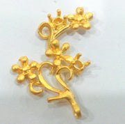 2 Pcs Flower Charms Pendant , Gold Plated Brass  G10