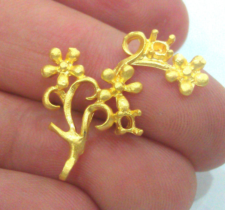2 Pcs Flower Charms Pendant , Gold Plated Brass  G10