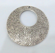 2 Patterned Pendant Silver Plated Metal Medallion Pendants (42 mm) G11071