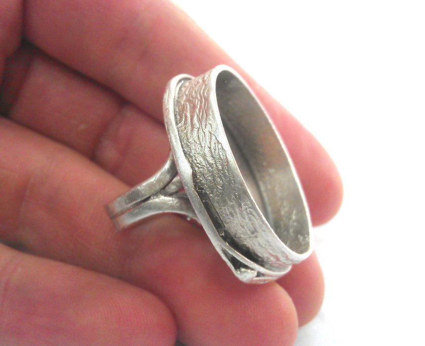 Adjustable Ring Blank (30mm Blank), Antique Silver Plated Brass  G14364