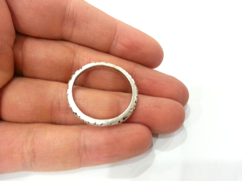 4 Silver Circle Connector (30 mm) Antique Silver Plated Ring Connector  G11213