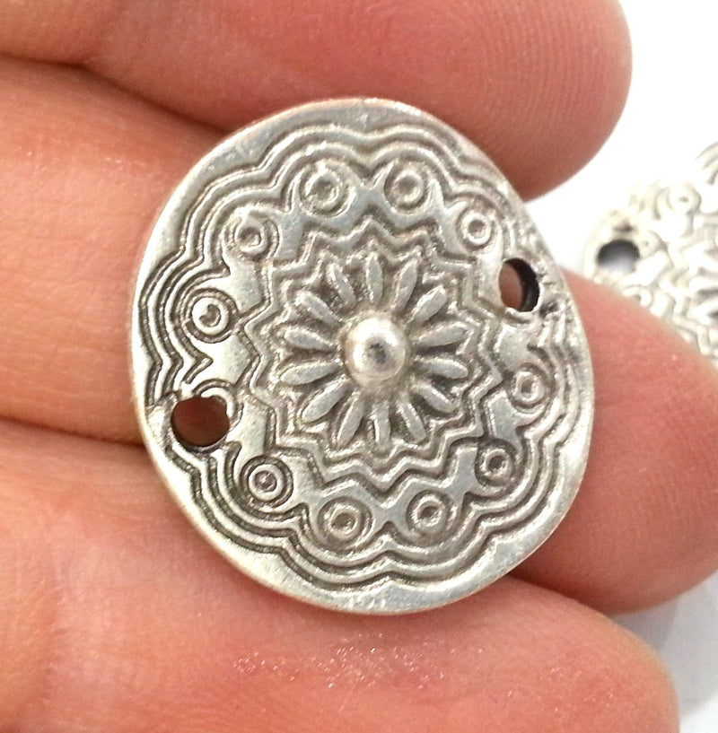 4 Silver Connector Charm Antique Silver Plated Metal  (22x20 mm)  G10958