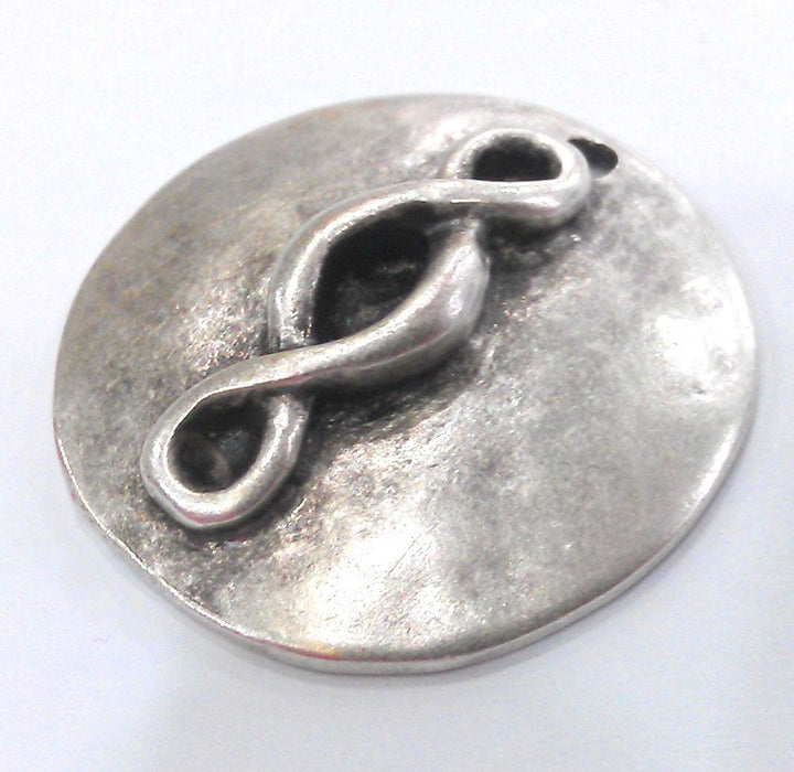 2 Pcs (34 mm) Oxidized Silver Plated  Medallion  Pendants (33 mm) G10952