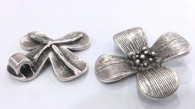 2 Pcs (37 mm)  Antique Silver Plated Metal Flower Pendant  G10968