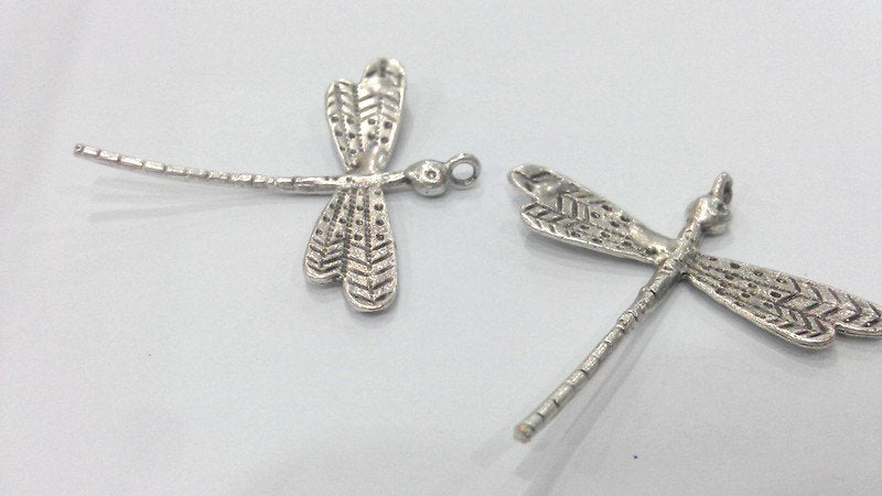 2 Dragonfly Pendant Silver Pendant Antique Silver Plated Brass   G16290