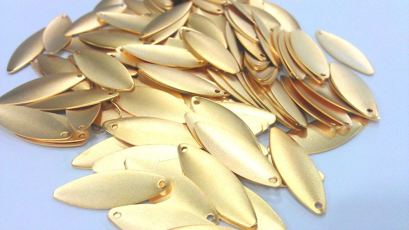 5 Gold Leaf Charms Gold Plated Brass  (27x9mm) G13724