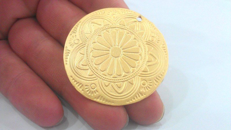 Gold Medallion Pendant, Gold Plated Pendant 42mm G17623