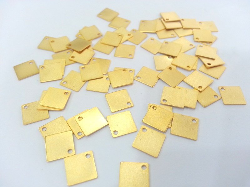 10 Pcs (10 mm)  Square Charms  , Gold Plated Brass G2247
