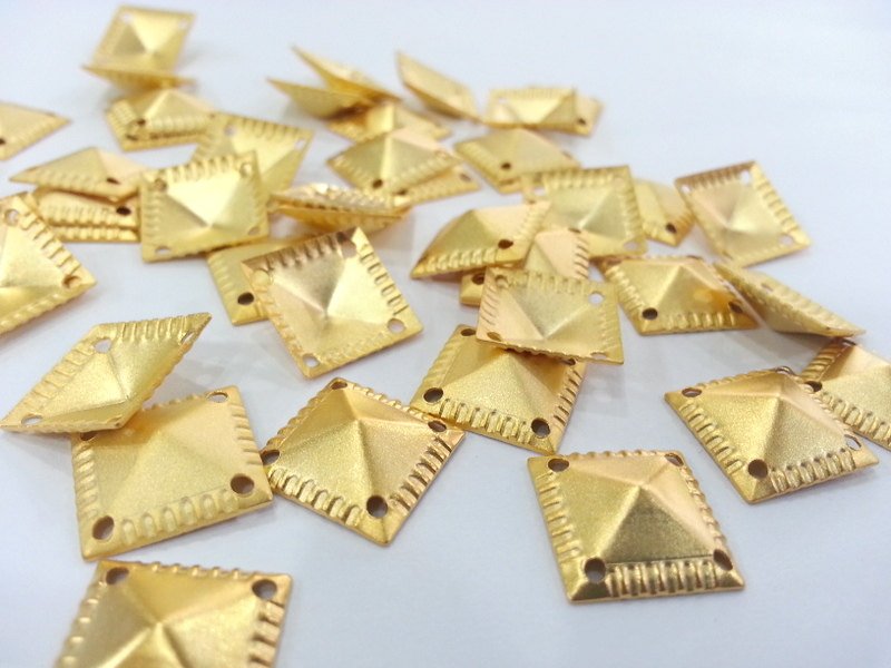 6 Pcs (13 mm) Gold Plated Brass Square Connector G2262