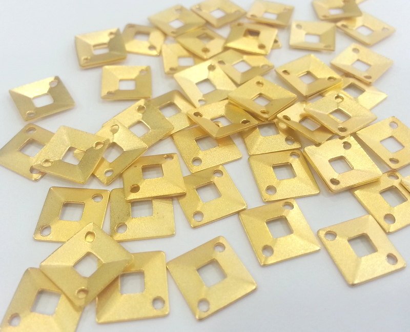 10 Pcs (10 mm) Gold Plated Brass Connector , Charms , G2290