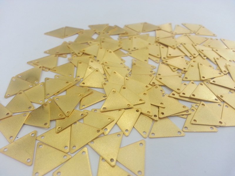 10 Pcs (14 mm)  Triangle Charms, Gold Plated Brass  G2298