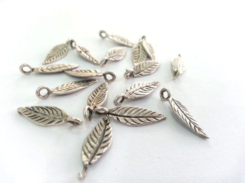 20 Silver Charms Leaf Charms Antique Silver Plated Brass  (20x7 mm)  G12932