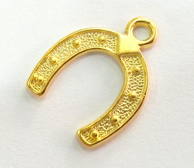 4 Horseshoe Charms Gold Plated Charms (24x18 mm)   G2726