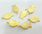 2 pcs (25x15 mm)  Fish Charms , Gold Plated Metal G2796