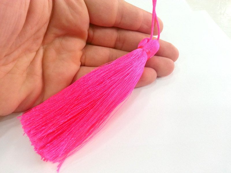 Neon Fuschia Pink Tassel ,  Large Thick   113 mm - 4.4 inches   G2831