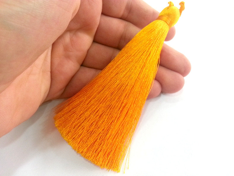 Orange Tassel ,  Large Thick  113 mm - 4.4 inches   G2834