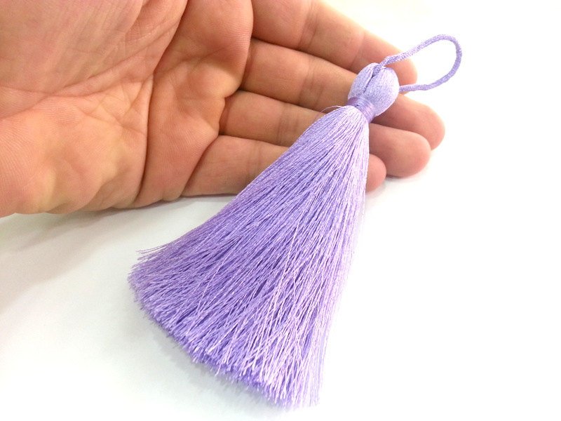 Lilac Tassel ,   Large Thick  113 mm - 4.4 inches   G2826