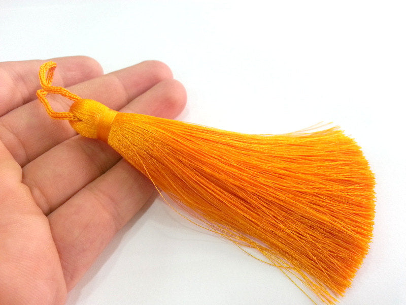 Orange Tassel ,  Large Thick  113 mm - 4.4 inches   G2834