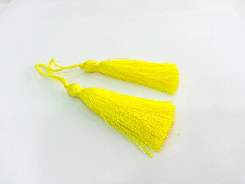 2 pcs (78 mm - 3 inches)  Light  Yellow  Tassel ,   G12924