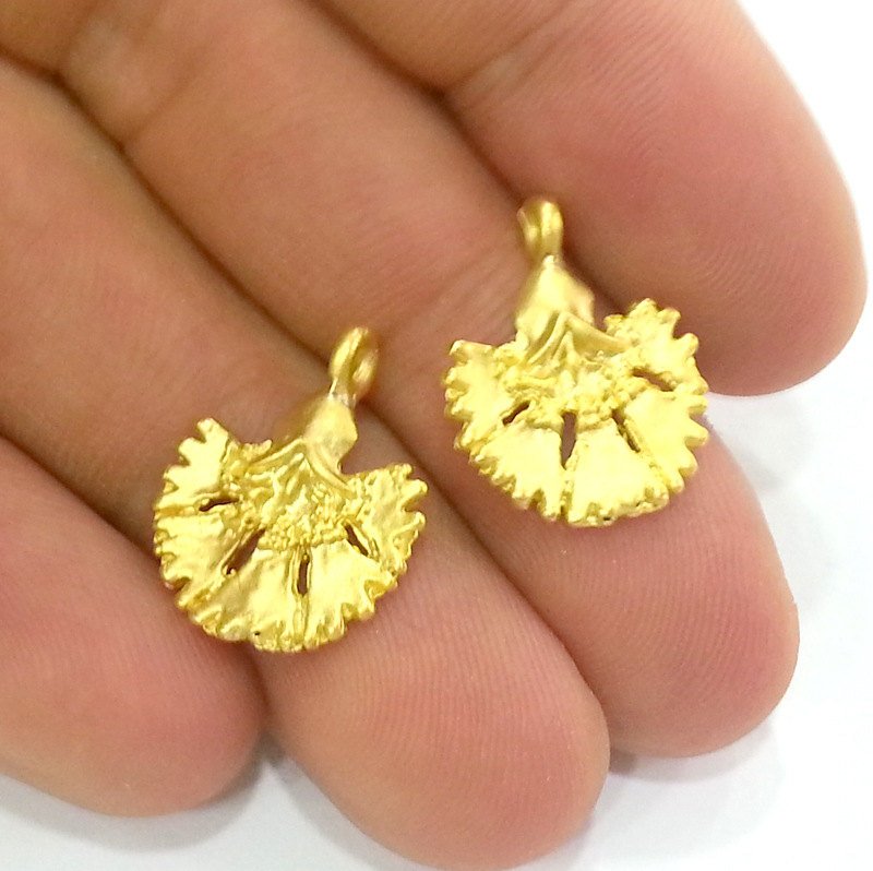 2 Flower Charms Gold Plated Brass (20x15 mm)  G17683