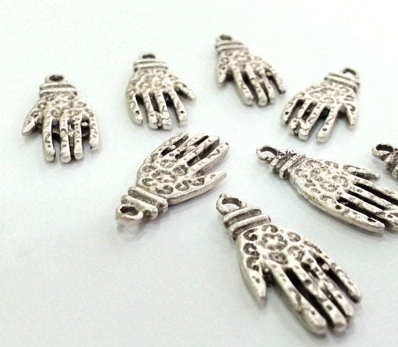 4 Antique Silver Plated Brass Hand Charms (20x10 mm)  G2988