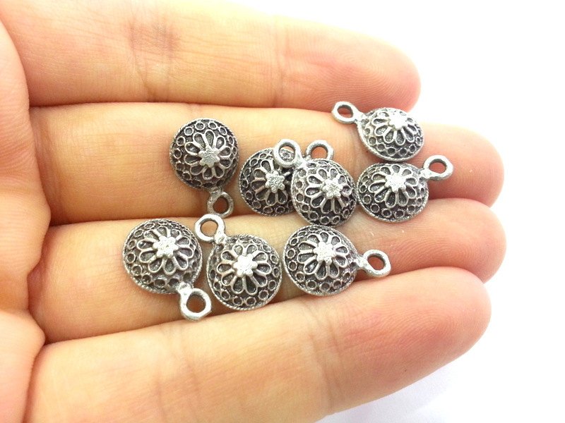 4 pcs (11 mm) Antique Silver Plated Brass Charms G3012