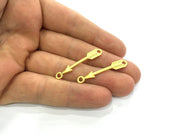 2 Gold Charms Arrow Charms, Gold Plated Metal 2 Pcs (38x5 mm)  G3181