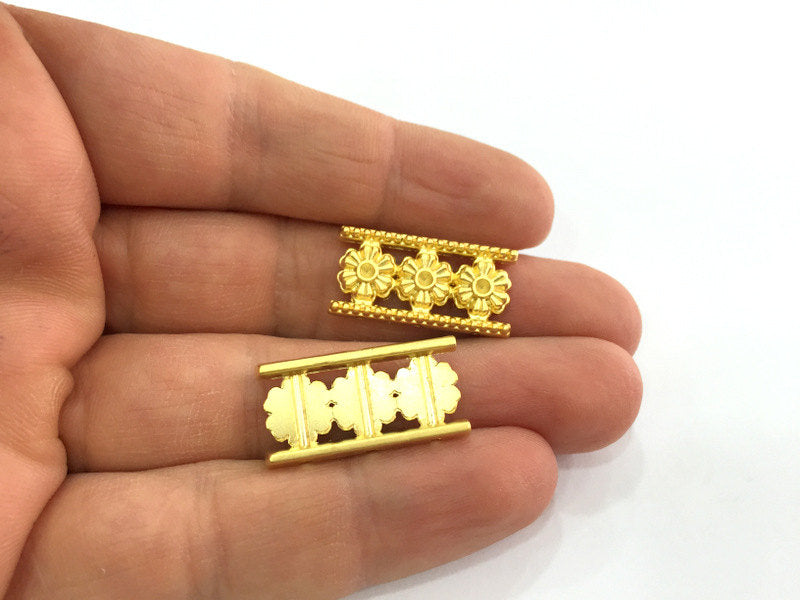 2 Flower Connector Findings , Gold Plated Metal (26x13 mm) G3184