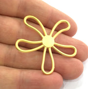 1 Pc (42x38 mm)  Flower Pendant , Gold Plated Metal G3175
