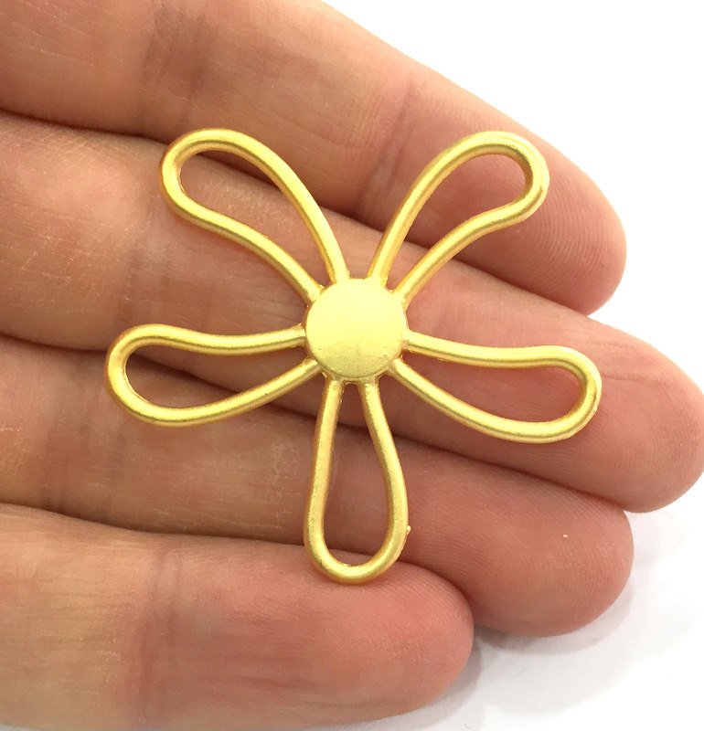 1 Pc (42x38 mm)  Flower Pendant , Gold Plated Metal G3175