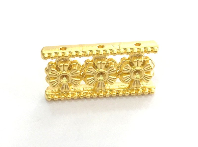 2 Flower Connector Findings , Gold Plated Metal (26x13 mm) G3184