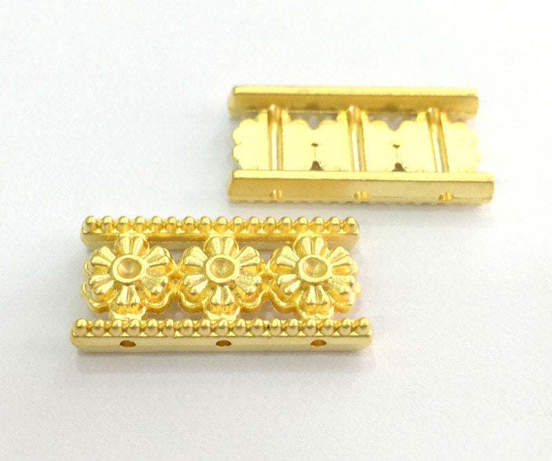 2 Flower Connector Findings , Gold Plated Metal (26x13 mm) G3184
