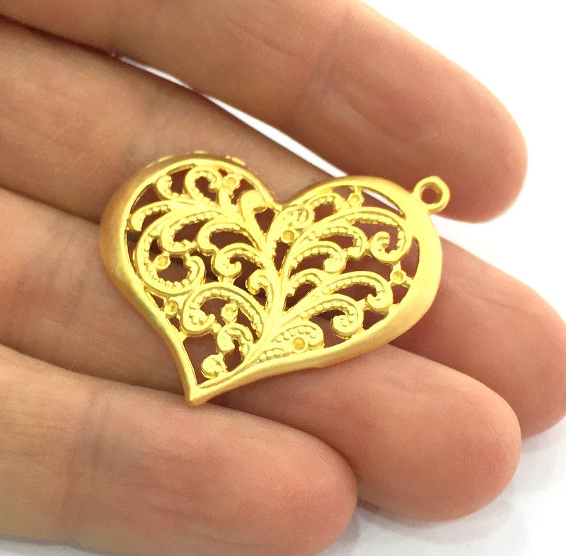 1 Pc (38x30 mm)  Heart Pendant , Gold Plated Metal G3190