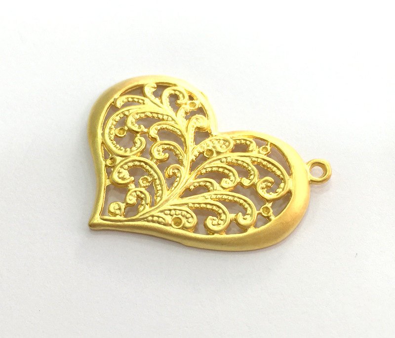 1 Pc (38x30 mm)  Heart Pendant , Gold Plated Metal G3190