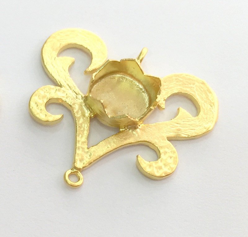 Gold Plated Brass Mountings ,  Blanks  33x30 mm (10 mm blank) G3354