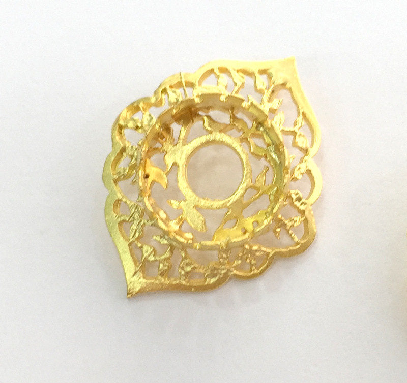 Gold Pendant Blank Base Setting Necklace Blank Mountings  Gold Plated Brass   32x25 mm (14 mm blank) G3355