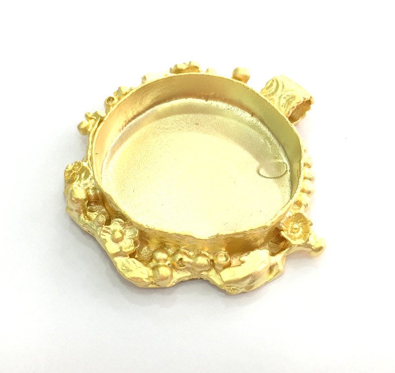 Gold Pendant Blank Base Setting Necklace Blank Mountings Gold Plated Brass 46x44mm (30mm blank) G3374