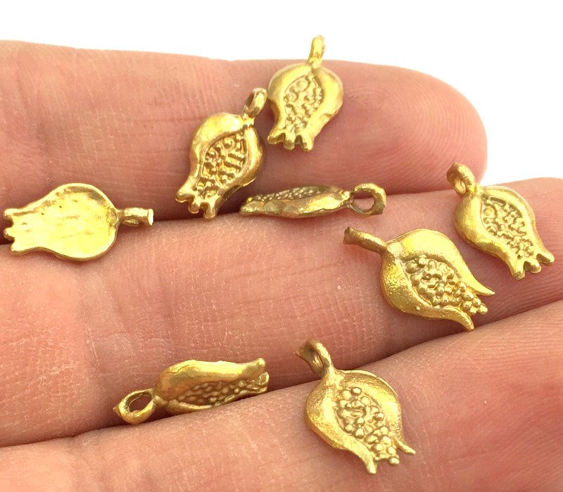 10 Raw Brass Flower Charms 15x8 mm G3398
