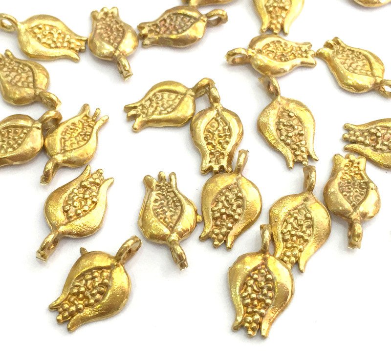 10 Raw Brass Flower Charms 15x8 mm G3398