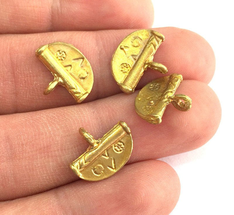 4 Raw Brass Charms 15x13 mm G3392