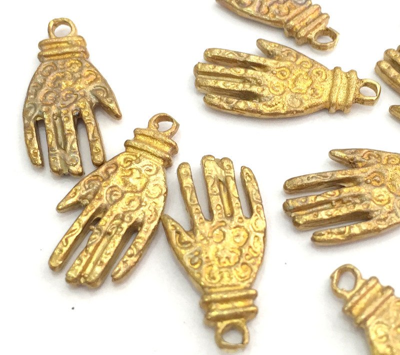 2 Raw Brass Hand Charms 20x10 mm G3401