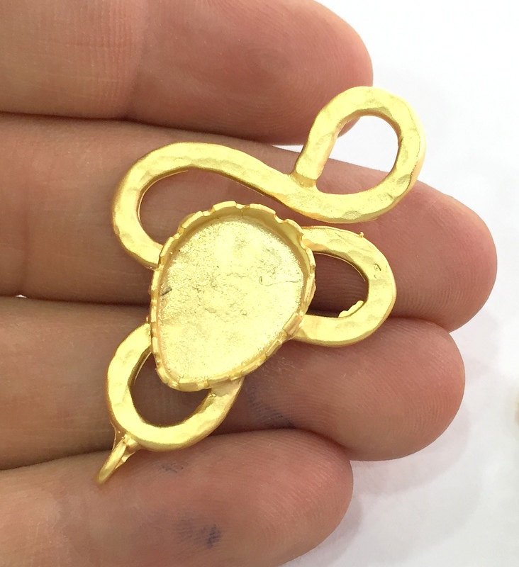 Gold Plated Brass Mountings ,  Blanks  48x30 mm (18x13 mm blank) G3432