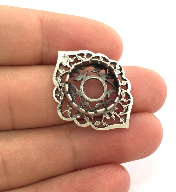 Antique Silver Plated Brass  Mountings , Blanks (14 mm blank) G3465